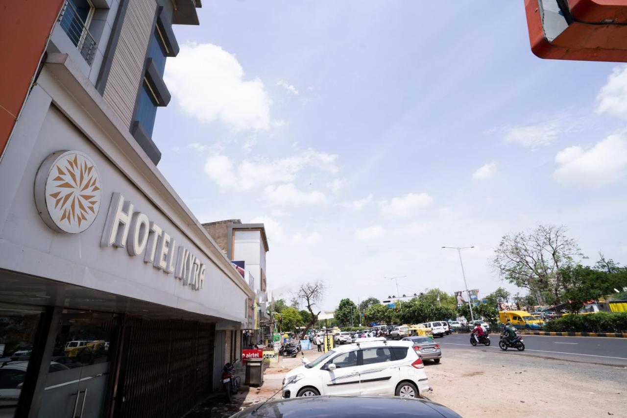 Hotel Kyra Airport Ahmedabad Eksteriør bilde